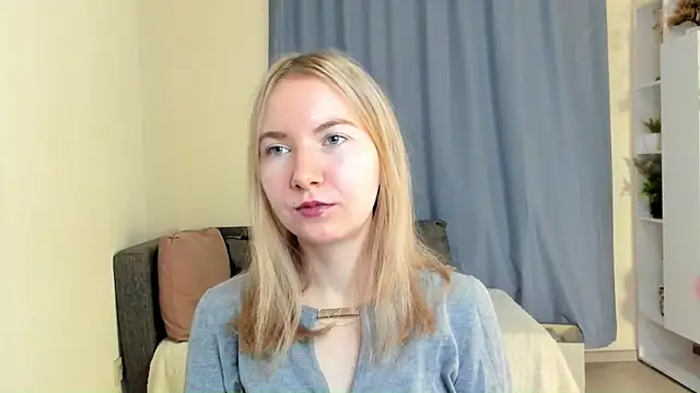 Snapshot of CathyHeximer chatting on December 3, 2025, 7:41 am CathyHeximer online show from December 3, 2025, 7:41 am