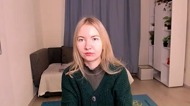 Snapshot of CathyHeximer chatting on November 17, 2025, 7:12 am CathyHeximer online show from November 17, 2025, 7:12 am