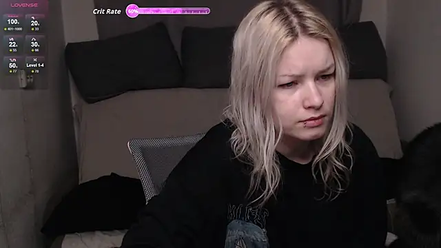 Snapshot of CherryNight6 chatting on December 16, 2025, 10:58 pm CherryNight6 online show from December 16, 2025, 10:58 pm