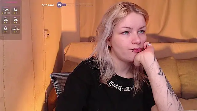 Snapshot of CherryNight6 chatting on November 28, 2025, 10:21 pm CherryNight6 online show from November 28, 2025, 10:21 pm