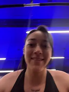 Lia  white online show from November 11, 2025, 3:40 pm