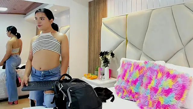 Snapshot of SweetKata_ chatting on December 2, 2025, 11:34 am SweetKata online show from December 2, 2025, 11:34 am