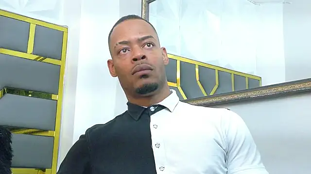 Snapshot of Neytanmalcon chatting on November 12, 2025, 8:12 pm Neytanmalcon online show from November 12, 2025, 8:12 pm