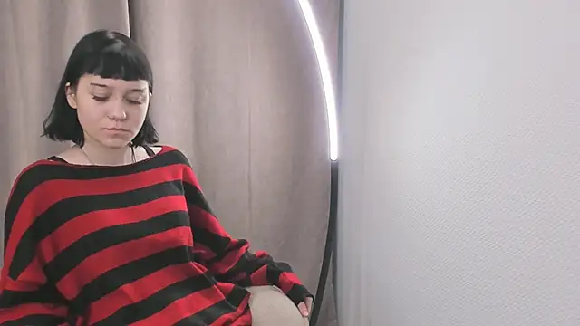 KandiStonelake online show from October 23, 2025, 8:24 am