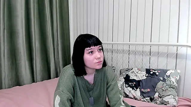 KandiStonelake online show from October 29, 2025, 5:23 pm