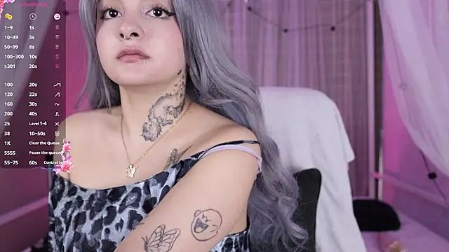 lexirouge   online show from February 3, 2026, 8:25 pm