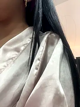 AbbyHank2 online show from November 24, 2025, 5:13 pm