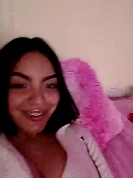 Snapshot of Nuvi_jonhs chatting on December 17, 2025, 12:04 am Nuvi jonhs online show from December 17, 2025, 12:04 am