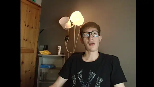 Erick Taylor3 online show from December 22, 2025, 8:09 pm