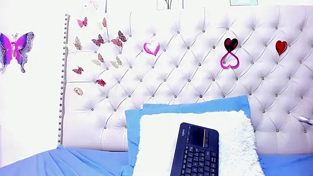 celena wonder online show from February 28, 2026, 7:46 pm