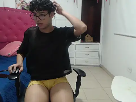 adamsex2025 online show from October 24, 2025, 1:59 am
