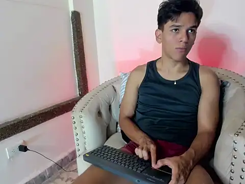 Snapshot of Salomon_Mendoza chatting on April 3, 2026, 8:48 pm Salomon Mendoza online show from April 3, 2026, 8:48 pm