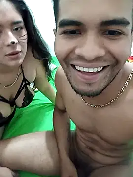 Snapshot of dess-3425 chatting on October 31, 2025, 3:52 pm dess-3425 online show from October 31, 2025, 3:52 pm