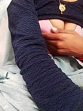 janvi sharma87 online show from December 22, 2025, 6:02 am