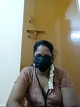 Snapshot of tamilammu1431 chatting on November 16, 2025, 5:39 pm tamilammu1431 online show from November 16, 2025, 5:39 pm