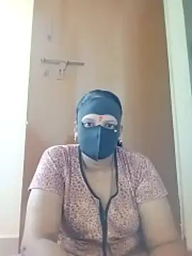 Snapshot of tamilammu1431 chatting on December 15, 2025, 7:03 am tamilammu1431 online show from December 15, 2025, 7:03 am