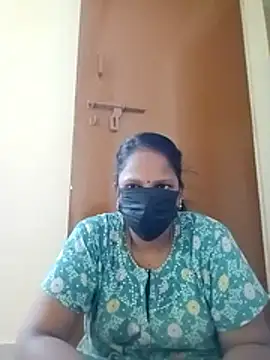 Snapshot of tamilammu1431 chatting on November 5, 2025, 3:42 am tamilammu1431 online show from November 5, 2025, 3:42 am