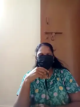 Snapshot of tamilammu1431 chatting on November 4, 2025, 8:51 am tamilammu1431 online show from November 4, 2025, 8:51 am