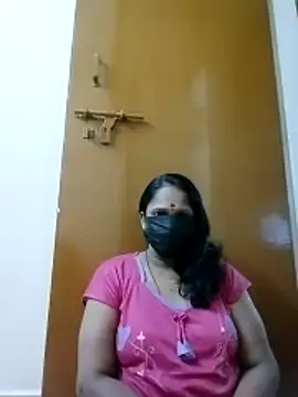 Snapshot of tamilammu1431 chatting on December 4, 2025, 3:00 pm tamilammu1431 online show from December 4, 2025, 3:00 pm