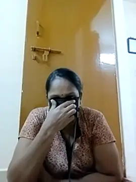 Snapshot of tamilammu1431 chatting on November 9, 2025, 4:22 pm tamilammu1431 online show from November 9, 2025, 4:22 pm