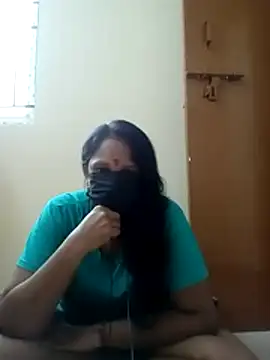 Snapshot of tamilammu1431 chatting on October 31, 2025, 11:18 am tamilammu1431 online show from October 31, 2025, 11:18 am