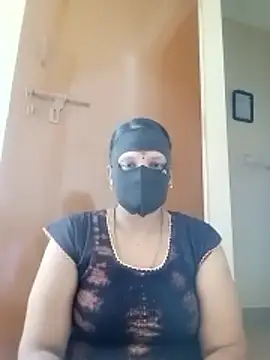 tamilammu1431 online show from January 14, 2026, 7:56 am