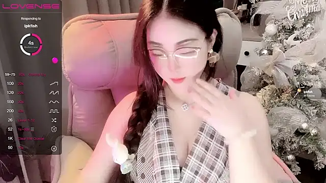 Monica-666888- online show from April 16, 2026, 8:09 pm