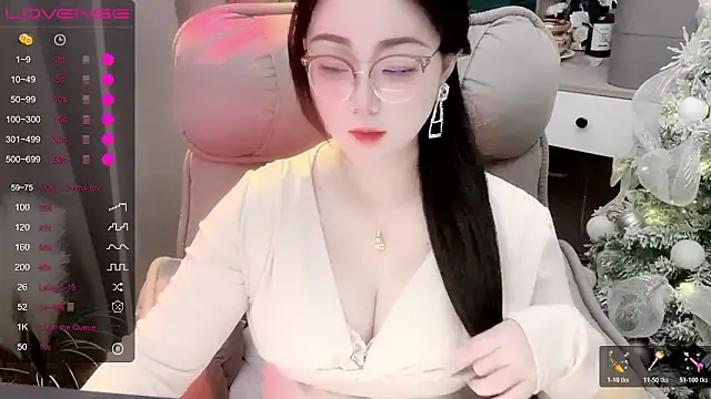 Monica-666888- online show from December 14, 2025, 8:14 pm