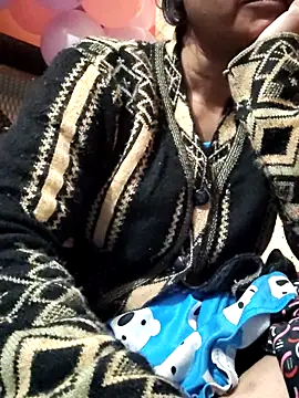 Snapshot of Pyaar_Ki_Pooja chatting on November 15, 2025, 9:19 pm Pyaar Ki Pooja online show from November 15, 2025, 9:19 pm