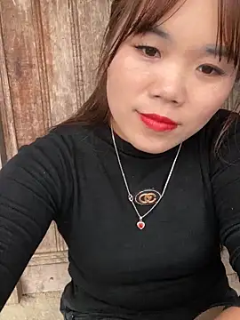 nachi-baby online show from December 5, 2025, 9:30 am