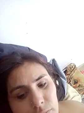 blanca24325 online show from December 5, 2025, 3:38 am