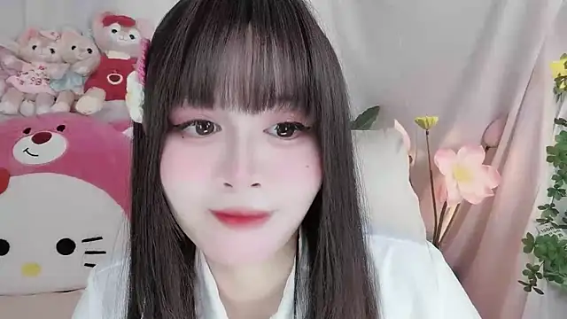 -zhuzhu-999- online show from November 12, 2025, 9:18 pm