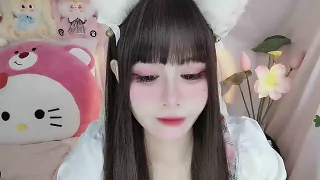 -zhuzhu-999- online show from December 3, 2025, 9:14 pm