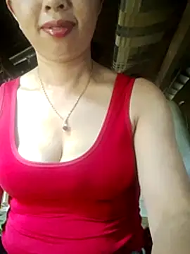 TRIEUTRIEU20 online show from April 19, 2026, 6:58 am