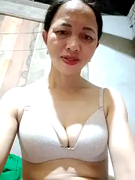 Snapshot of TRIEUTRIEU20 chatting on November 9, 2025, 7:18 pm TRIEUTRIEU20 online show from November 9, 2025, 7:18 pm