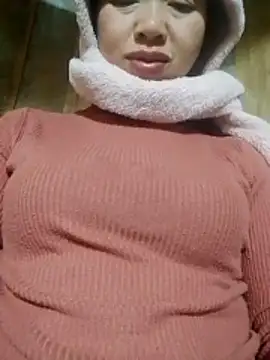 TRIEUTRIEU20 online show from February 14, 2026, 10:43 pm