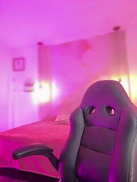 amber white15 online show from February 25, 2026, 3:29 am