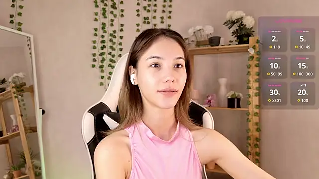 Snapshot of LilCatalia chatting on August 3, 2026, 3:03 am LilCatalia online show from August 3, 2026, 3:03 am