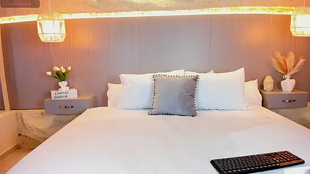 AmyColman  online show from March 4, 2026, 12:13 pm