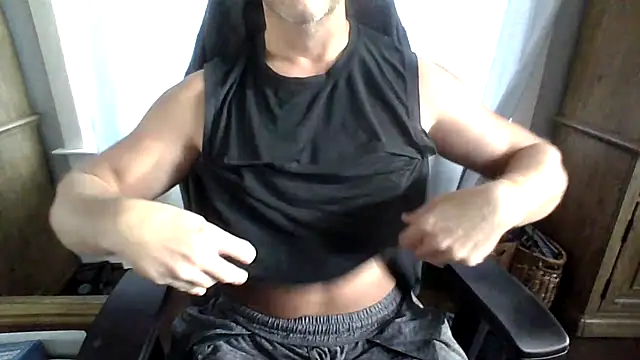 45andfit1 online show from December 1, 2025, 2:07 pm