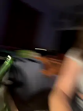 Snapshot of tokenmorgan chatting on October 30, 2025, 1:59 am tokenmorgan online show from October 30, 2025, 1:59 am