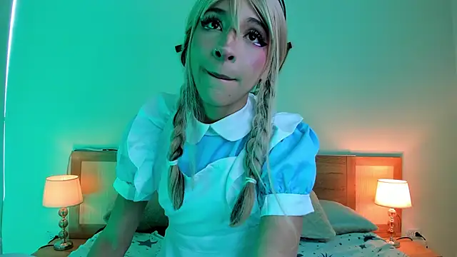 Snapshot of Damiian20_ chatting on November 19, 2025, 12:27 pm Damiian20 online show from November 19, 2025, 12:27 pm