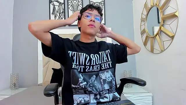 adams bobby online show from February 5, 2026, 11:17 am