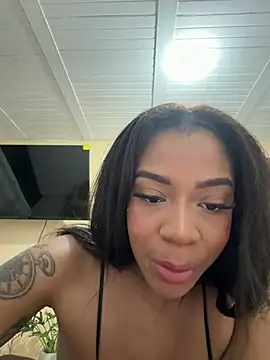 Snapshot of loana_vegas chatting on June 29, 2026, 12:39 am loana vegas online show from June 29, 2026, 12:39 am