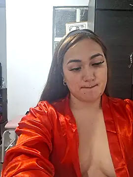 valilu rosse27 online show from February 4, 2026, 11:44 pm