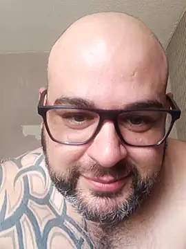 Snapshot of ursosvp chatting on November 12, 2025, 6:12 pm ursosvp online show from November 12, 2025, 6:12 pm