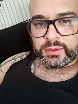 Snapshot of ursosvp chatting on April 26, 2026, 4:59 pm ursosvp online show from April 26, 2026, 4:59 pm