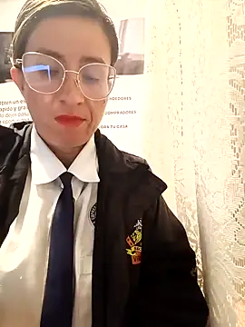 Valentina--1 online show from March 12, 2026, 9:46 am