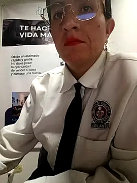 Valentina--1 online show from April 18, 2026, 10:17 am