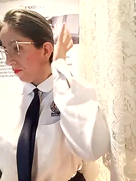 Valentina--1 online show from March 13, 2026, 10:09 am